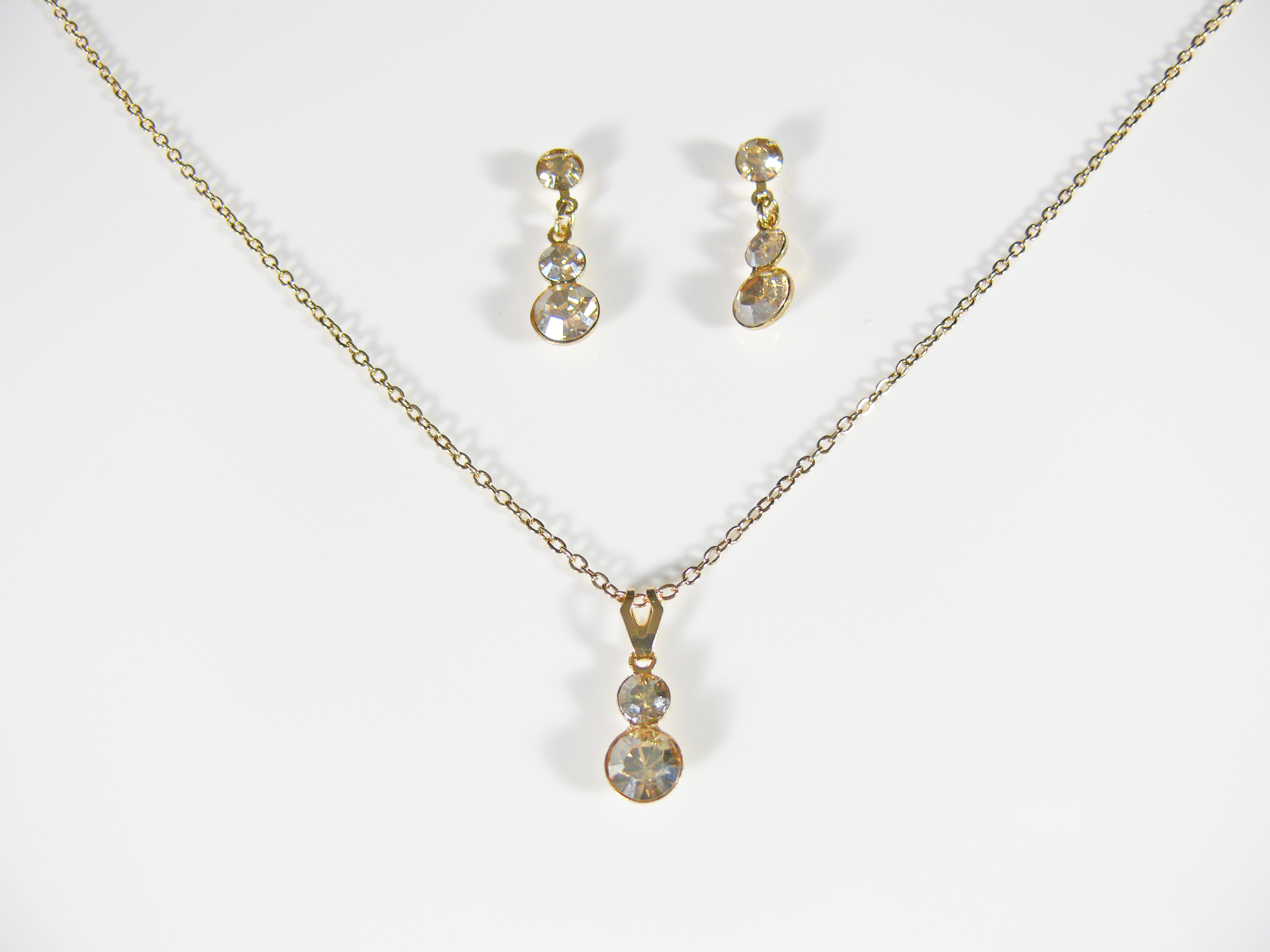 SE31210 by Mac and Milly